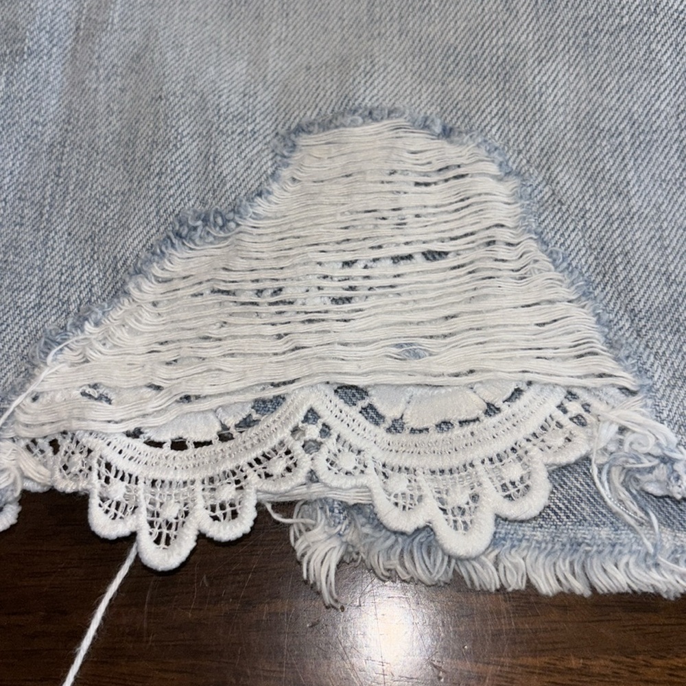 American eagle distressed acid wash lace detail mini skirt size 2 - Picture 8 of 10